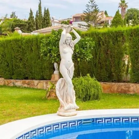 Summer Offers! Fabulous Luxury Near The Sleeps 8 Benalmádena